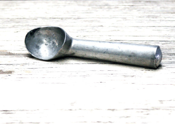 Aluminum Pampered Chef Ice Cream Scoop 7” With Liquid Filled Handle Vintage
